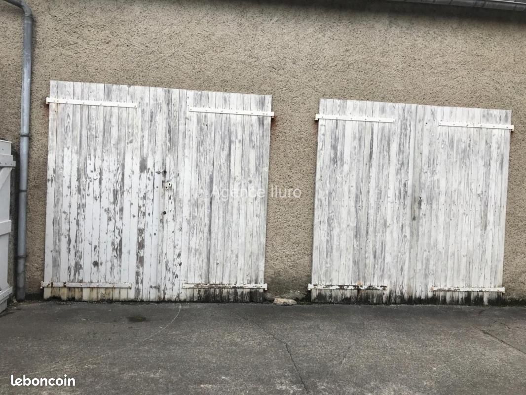 Parking 24 m² · à Oloron-Sainte-Marie · 24 m² · 20 000 €
