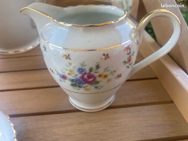 Service à café en porcelaine (image 2)