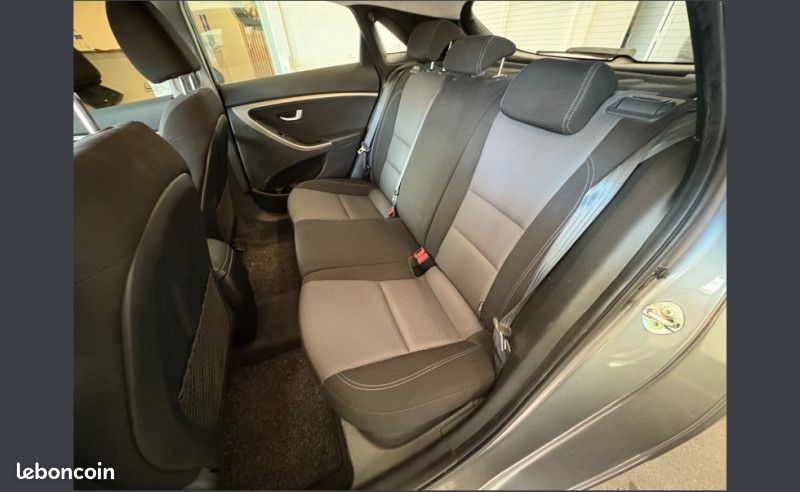 Hyundai I30 1.6 CRDI110 PACK BUSINESS BLUE DRIVE 5P (image 8)