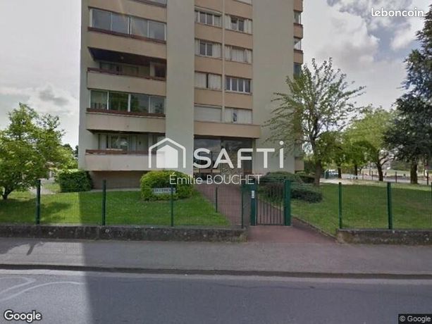Parking/box DECINES-CHARPIEU