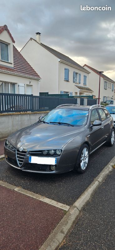 Alfa Romeo 159 SW 1.9 JTDM (image 1)