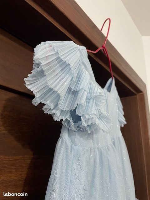 Robe de fête fille 4/5 ans (image 3)