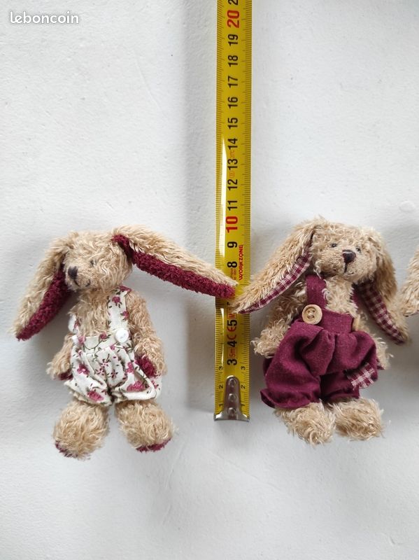 Peluches cadeaux pour Noël : 3 petits lapins (image 4)