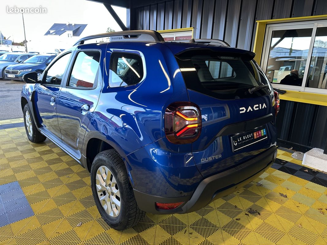 Dacia DUSTER 1.5 BLUE DCI 115CH EXPRESSION 4X2 (image 3)