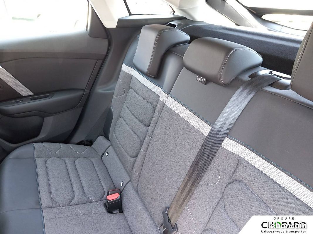 CITROEN C4 PureTech 130 S&S EAT8 Feel Pack (image 19)