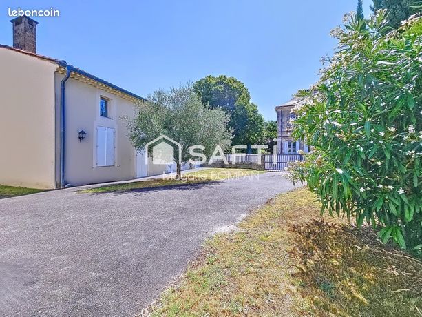 Propriété 7 pièces 194 m²