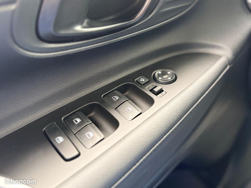 Hyundai BAYON 1.0 T-GDI 100CH INTUITIVE DCT-7 (image 16)