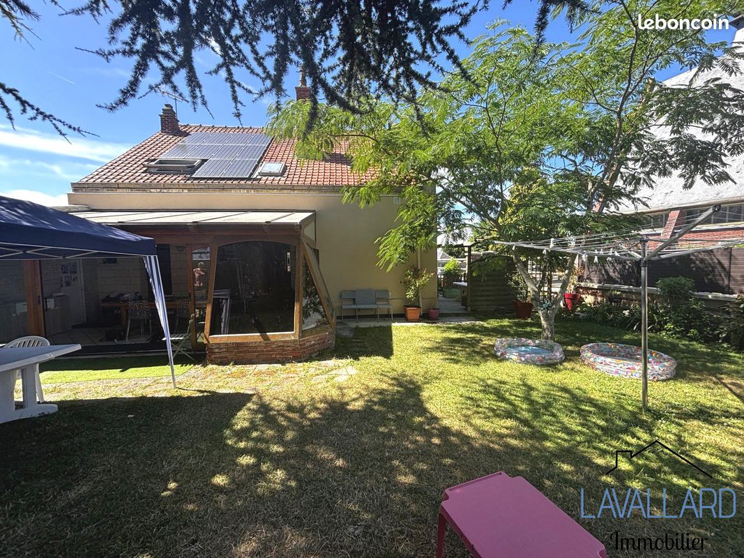 Maison 9 pièces 170 m² · à Dury · 170 m² · 372 000 €