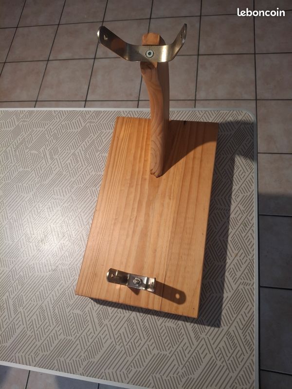 Support à jambon en bois (image 2)