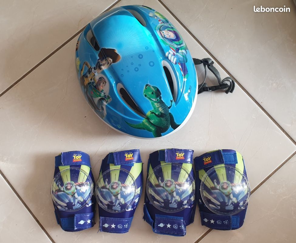 Casque vélo enfant Toy story (image 1)