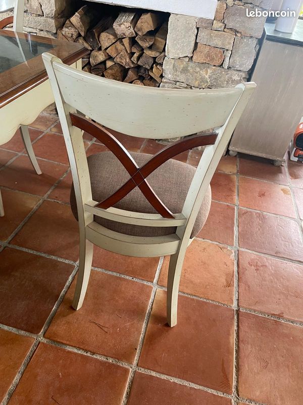 Table a manger (image 3)