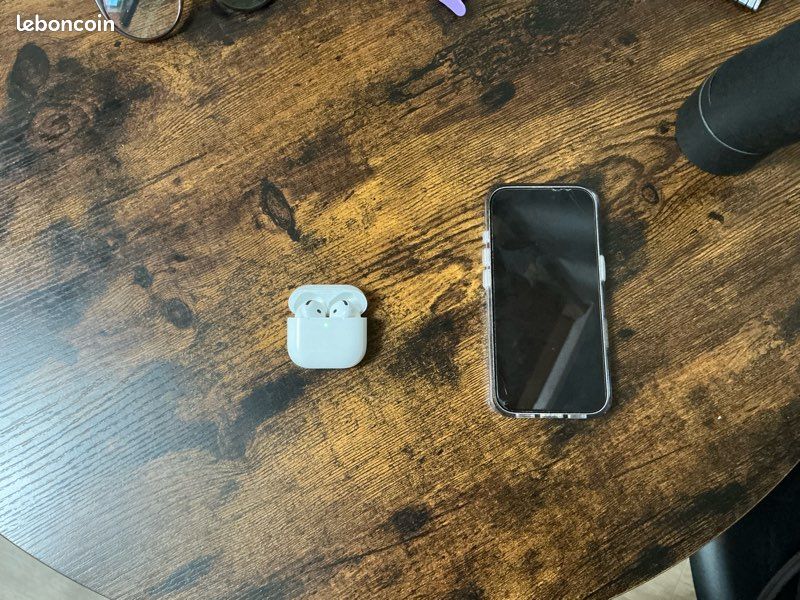 IPhone 17 + AirPods + coque – Lot complet MAIN PROPRE SEULEMENT (image 2)
