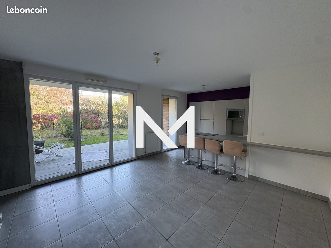 Appartement 3 pièces 64 m² · à Échirolles · 64 m² · 169 000 €
