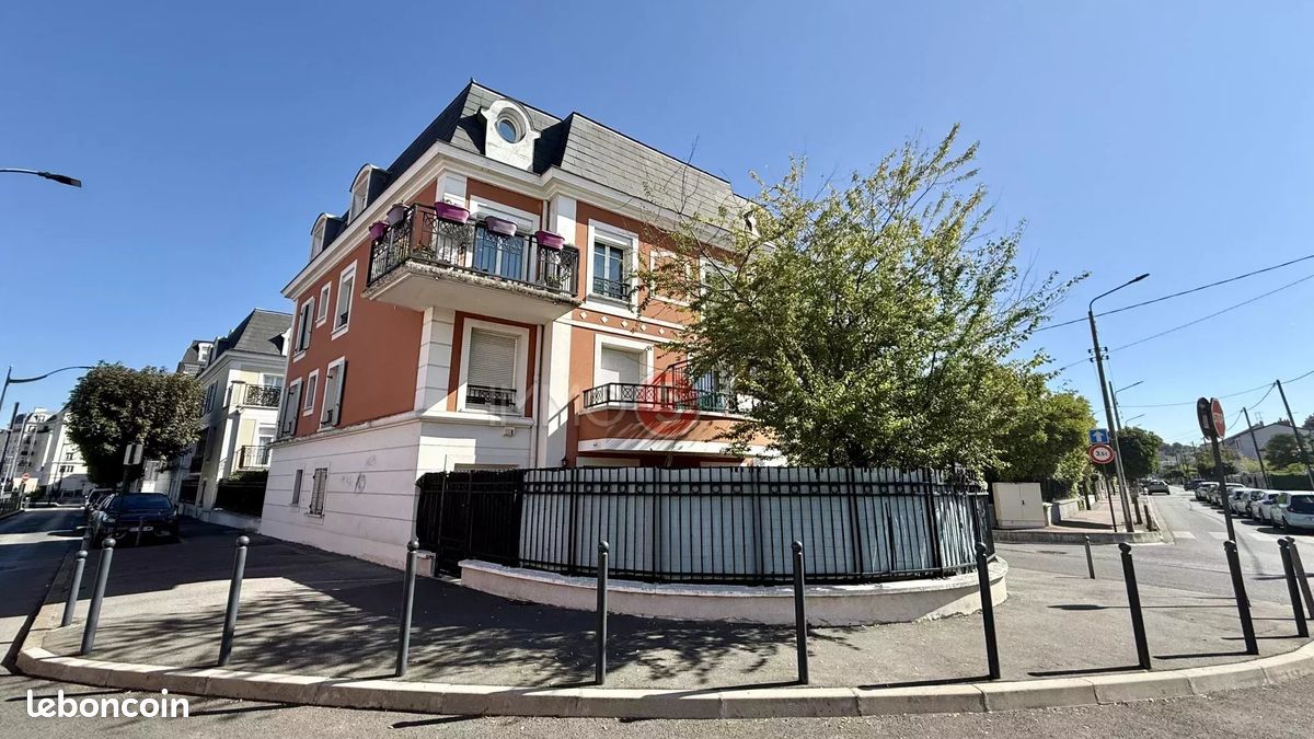 Appartement 5 pièces 91 m² · à Les Pavillons-sous-Bois · 91 m² · 269 000 €