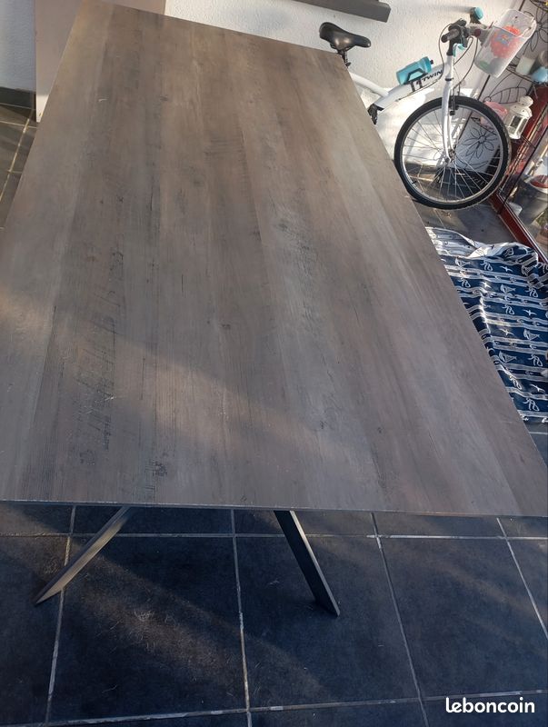 Table a manger (image 3)