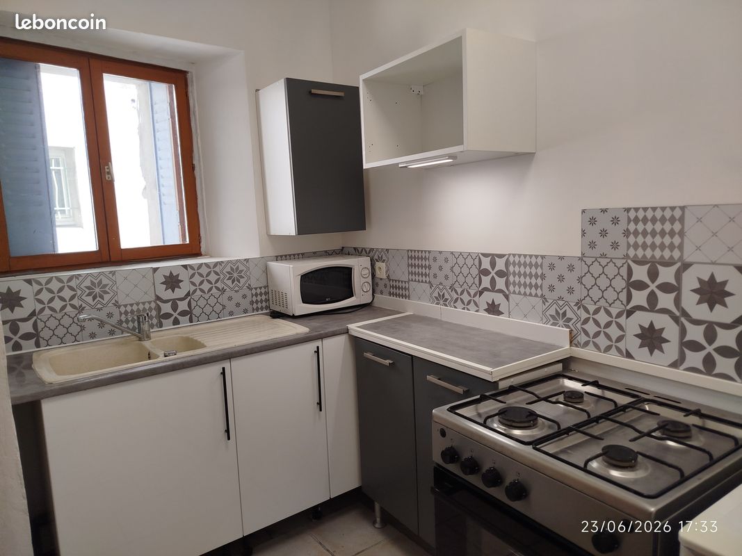 Maison 4 pièces 75 m² · à Saint-Fortunat-sur-Eyrieux · 75 m² · 1 200 €