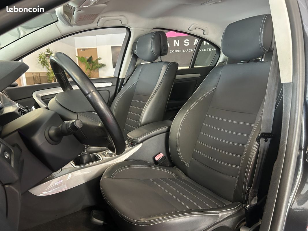 RENAULT LAGUNA 1.5 dCi 110 FAP eco2 Expression Champion (image 14)