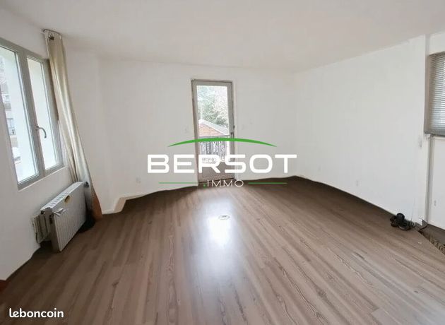 https://img.leboncoin.fr/api/v1/lbcpb1/images/36/e5/d6/36e5d60c1be01c7d8f16f68003cc6d7c739e9ca9.jpg?rule=ad-image