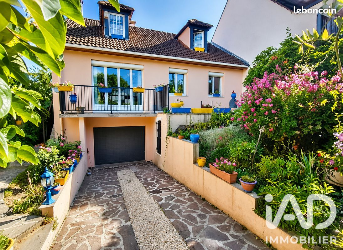 Maison 4 pièces 93 m² · à Gagny · 93 m² · 369 000 €
