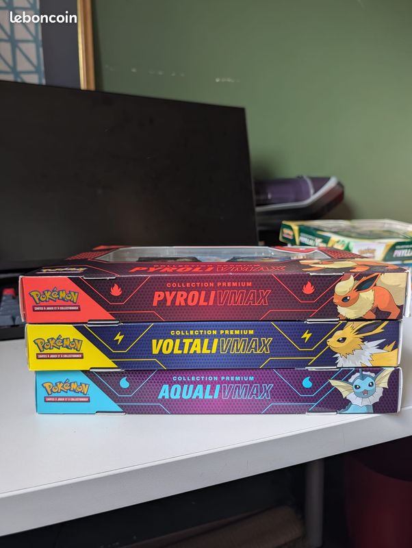 Coffrets Pokémon Collection Premium Évolitions : Pyroli VMAX Voltali VMAX et Aquali VMAX Neufs en Version Française EB7 (image 3)