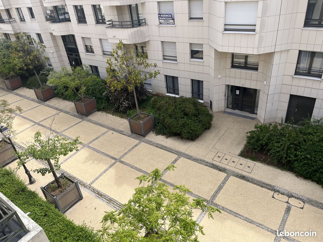 Appartement 1 pièce 29 m² · à Courbevoie · 29 m² · 238 375 €