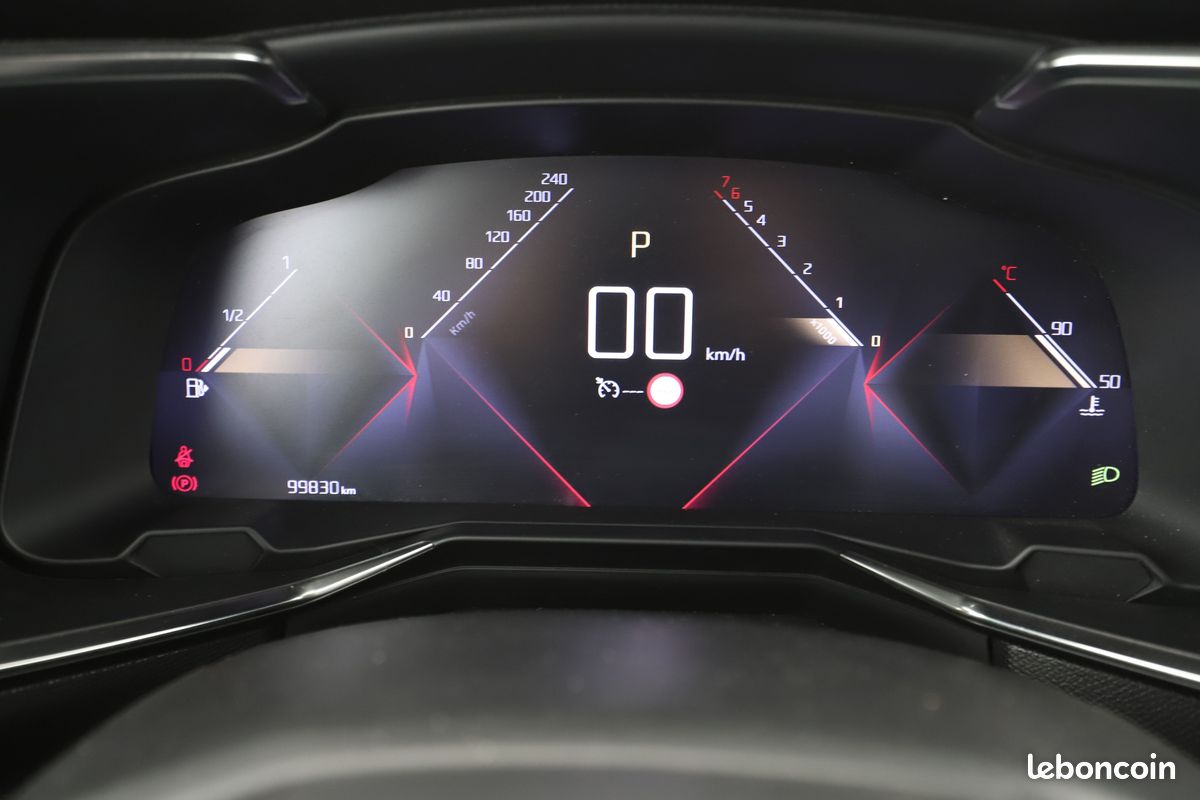 DS Automobiles DS 7 Crossback 1.6 PureTech Performance Line Automatique 180 ch (image 17)