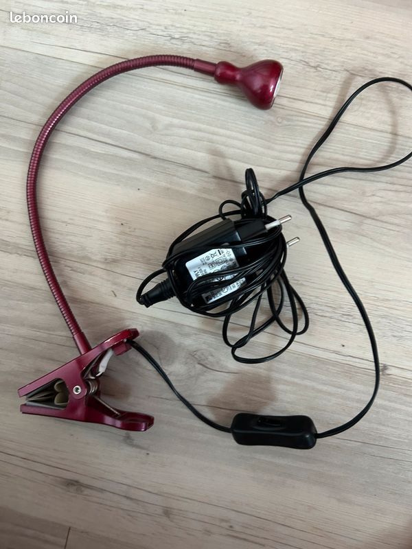 Lampé accrochable et pliable (image 1)