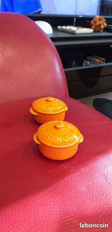 Le Creuset Set Salière Et Poivrière Cassis - Grès Émaillé Haute Qualité