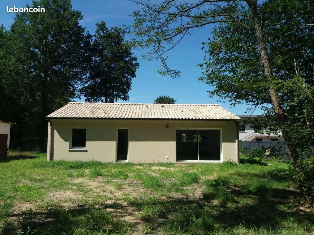 Maison 4 pièces 90 m² · à Le Pian-Médoc · 90 m² · 1 339 €/mois