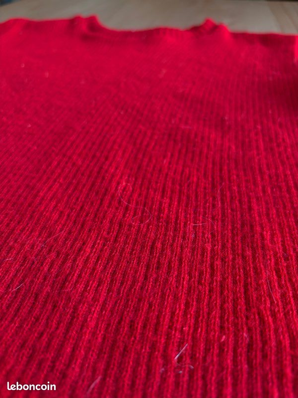 Pull rouge simple élégant – coupe slim – taille S (image 16)