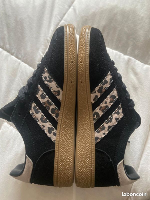 Adidas leopard (image 1)