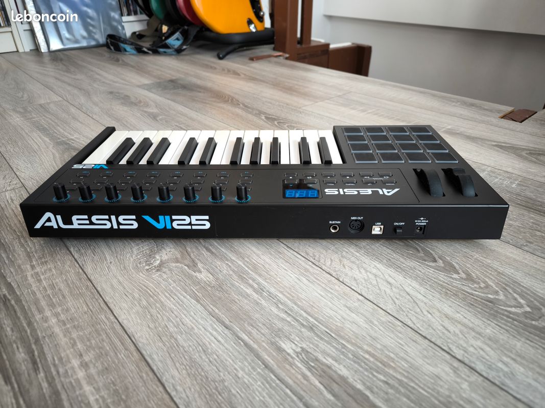 Alesis VI25 – Clavier maître USB-MIDI 25 touches, 16 pads, 8 potentiomètres assignables (image 4)