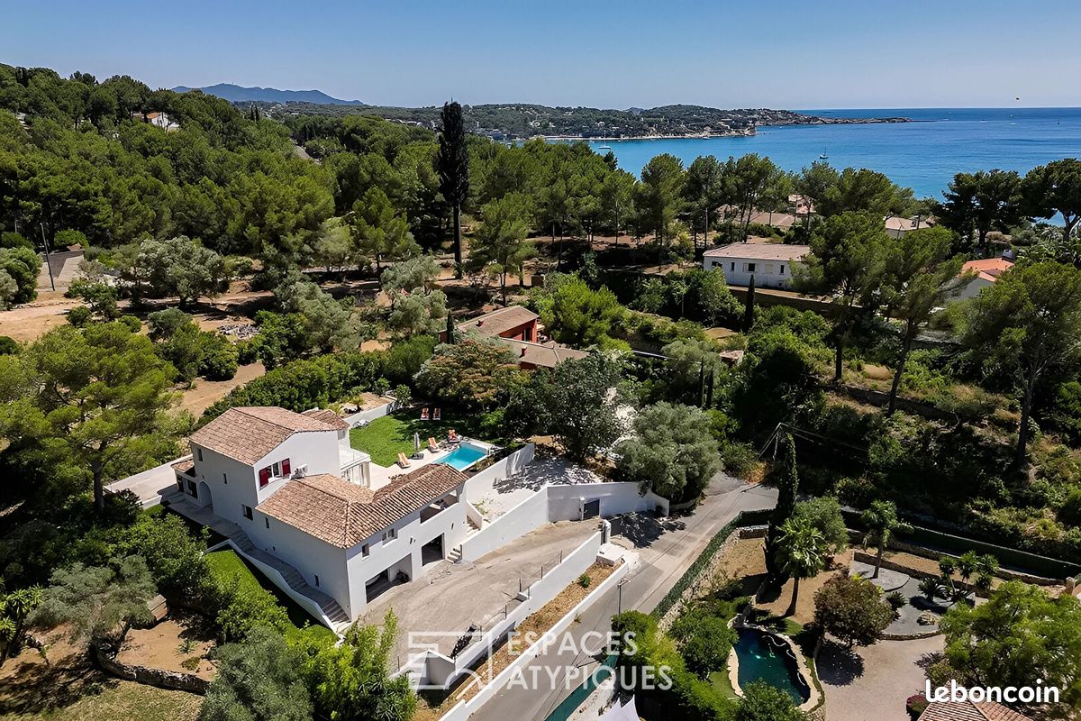 Maison 8 pièces 183 m² · à Sanary-sur-Mer · 183 m² · 1 290 000 €