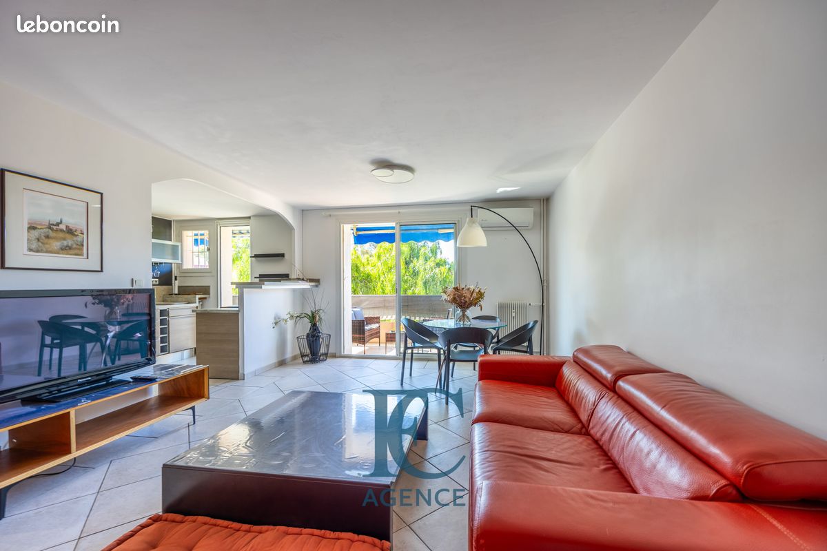 Appartement 3 pièces 70 m² · à Six-Fours-les-Plages · 70 m² · 382 000 €