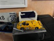 BIZARRE (Spark) BZ357 Lola T610 #17 24h Le Mans 1982 1/43 BIZARRE (Spark) BZ357 Lola T610 #17 24h Le Mans 1982 1/43