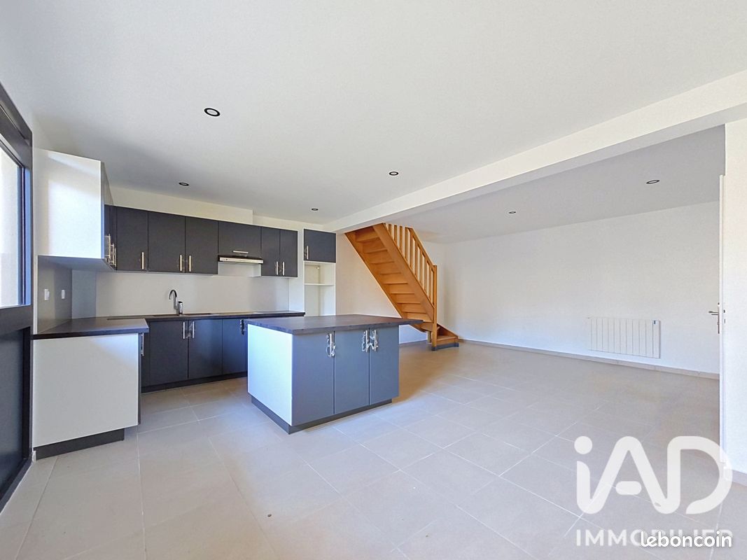 Maison 5 pièces 102 m² · à Guignes · 102 m² · 190 000 €