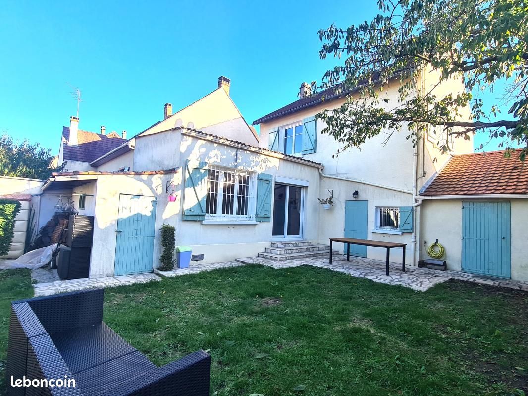 Maison 4 pièces 136 m² · à Ozoir-la-Ferrière · 136 m² · 346 500 €