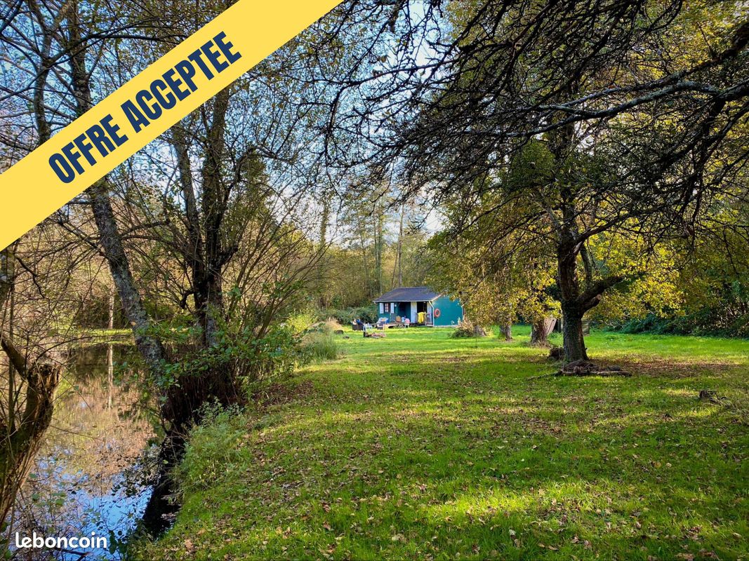 Terrain 7531 m² · à Pontvallain · 7 531 m² · 87 200 €