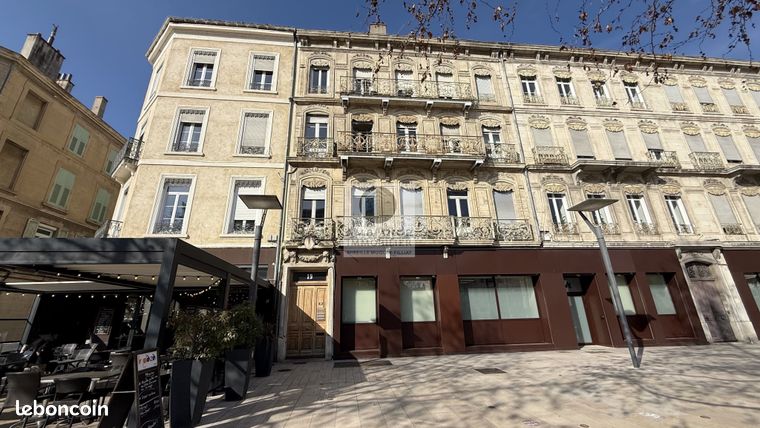 Appartement 5 pièces 126 m²