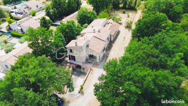 Maison 7 pièces 168 m² · à Vinon-sur-Verdon · 168 m² · 459 000 €