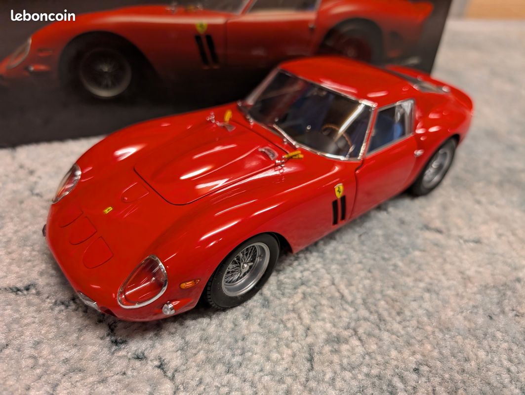 KYOSHO - FERRARI 250 GTO (Lot n°31) - AUTOMOBILIA - COLLECTION DE