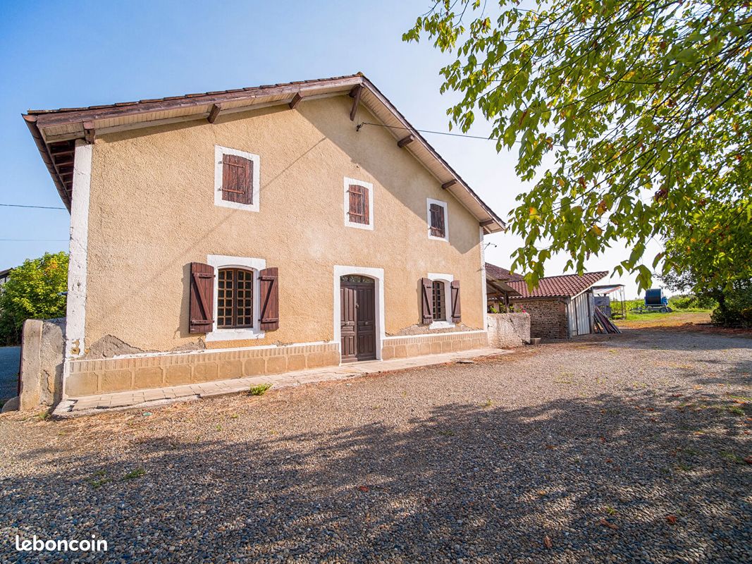 Maison 4 pièces 115 m² · à Aire-sur-l'Adour · 115 m² · 790 €/mois