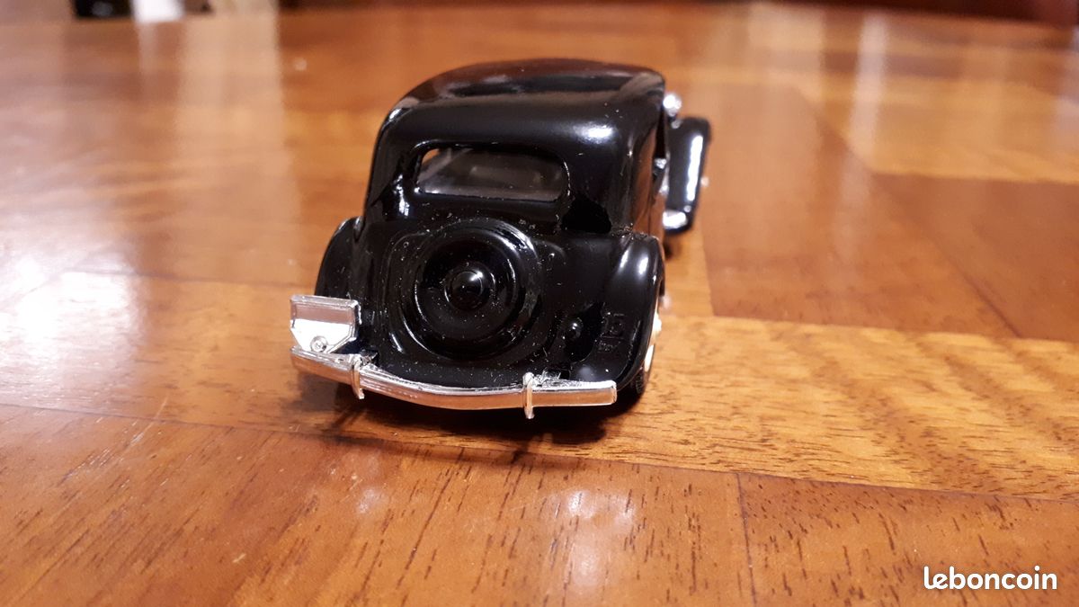 Miniature Voiture Citroën 15 Six échelle 1/43 Par Solido - Made In France, Occasion