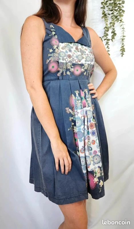 Robe Desigual Taille 36 – Bleu – Très Bon état (peu Portée)