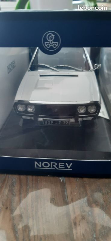 RENAULT 17 Gordini découvrable blanche 1975 NOREV 1/18e