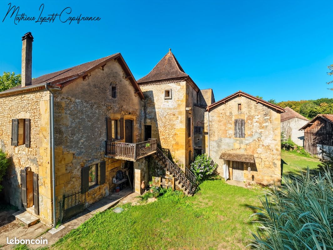 Maison 10 pièces 240 m² · à Lalinde · 240 m² · 370 000 €