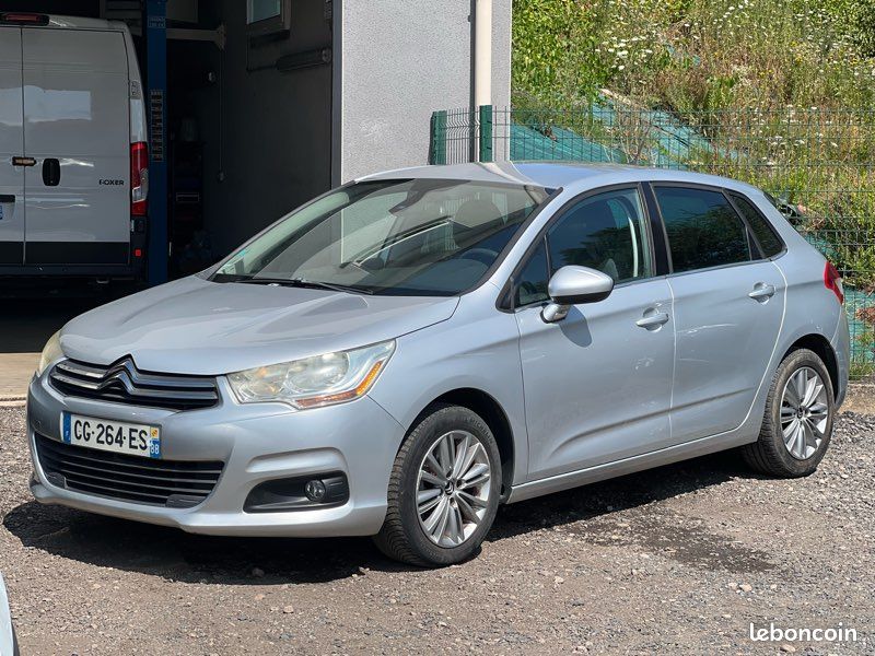 Citroën C4 1.6 e-HDI 112 cv / modèle sans adblue (image 1)