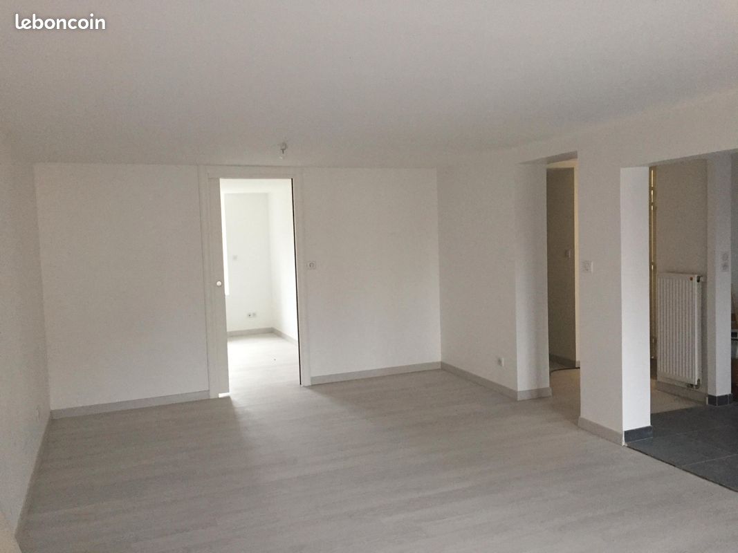 Appartement 4 pièces 70 m² · à Charleville-Mézières · 70 m² · 650 €