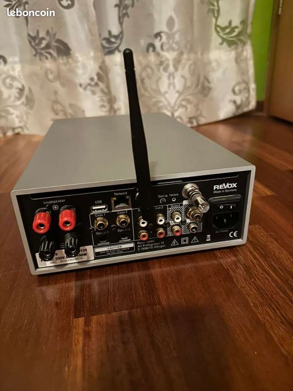 Revox Joy S119 Amplificateur, télécommande incluse (image 4)