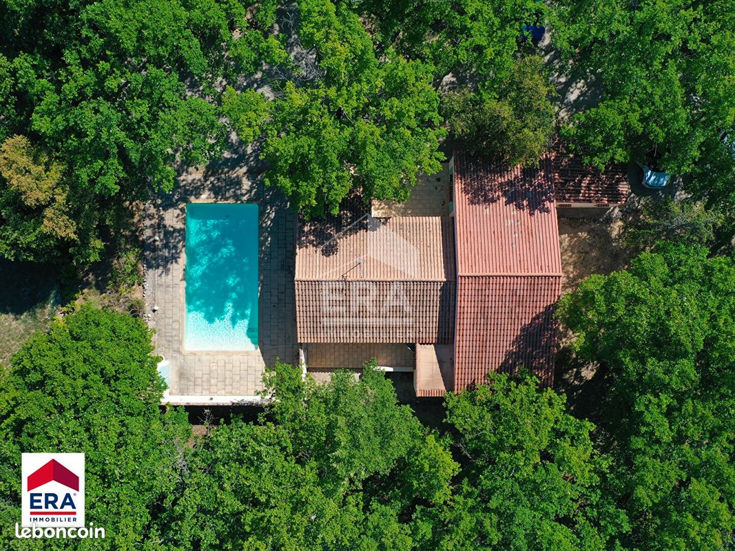 Maison 8 pièces 182 m² · à Malemort-du-Comtat · 182 m² · 548 000 €